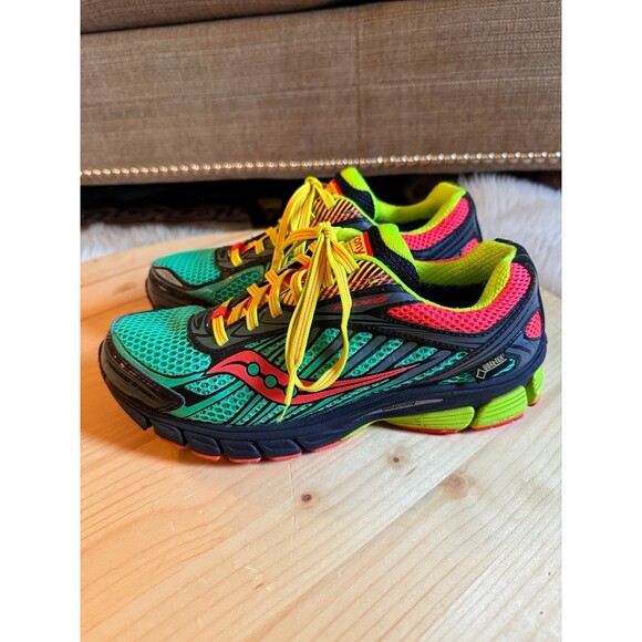 Saucony sneakers - Picture 3 of 7